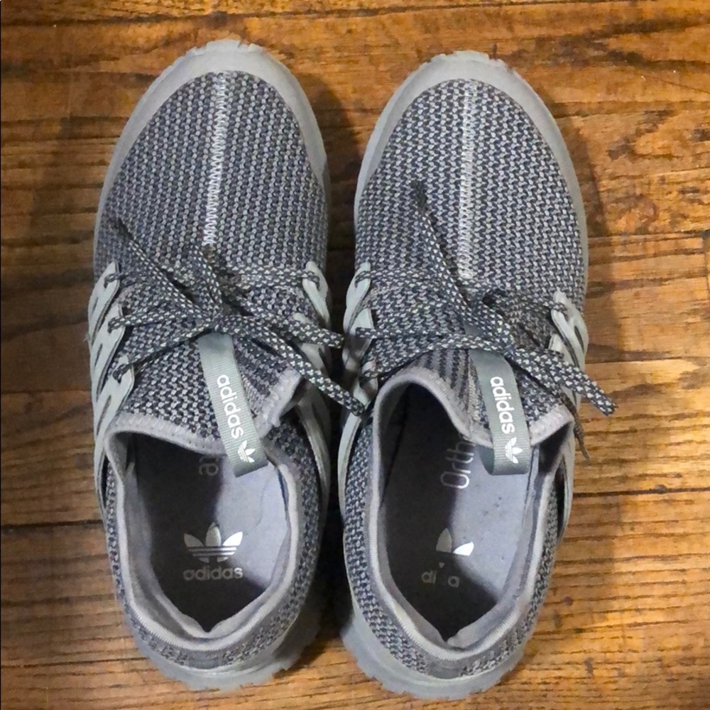 Adidas tubular gray